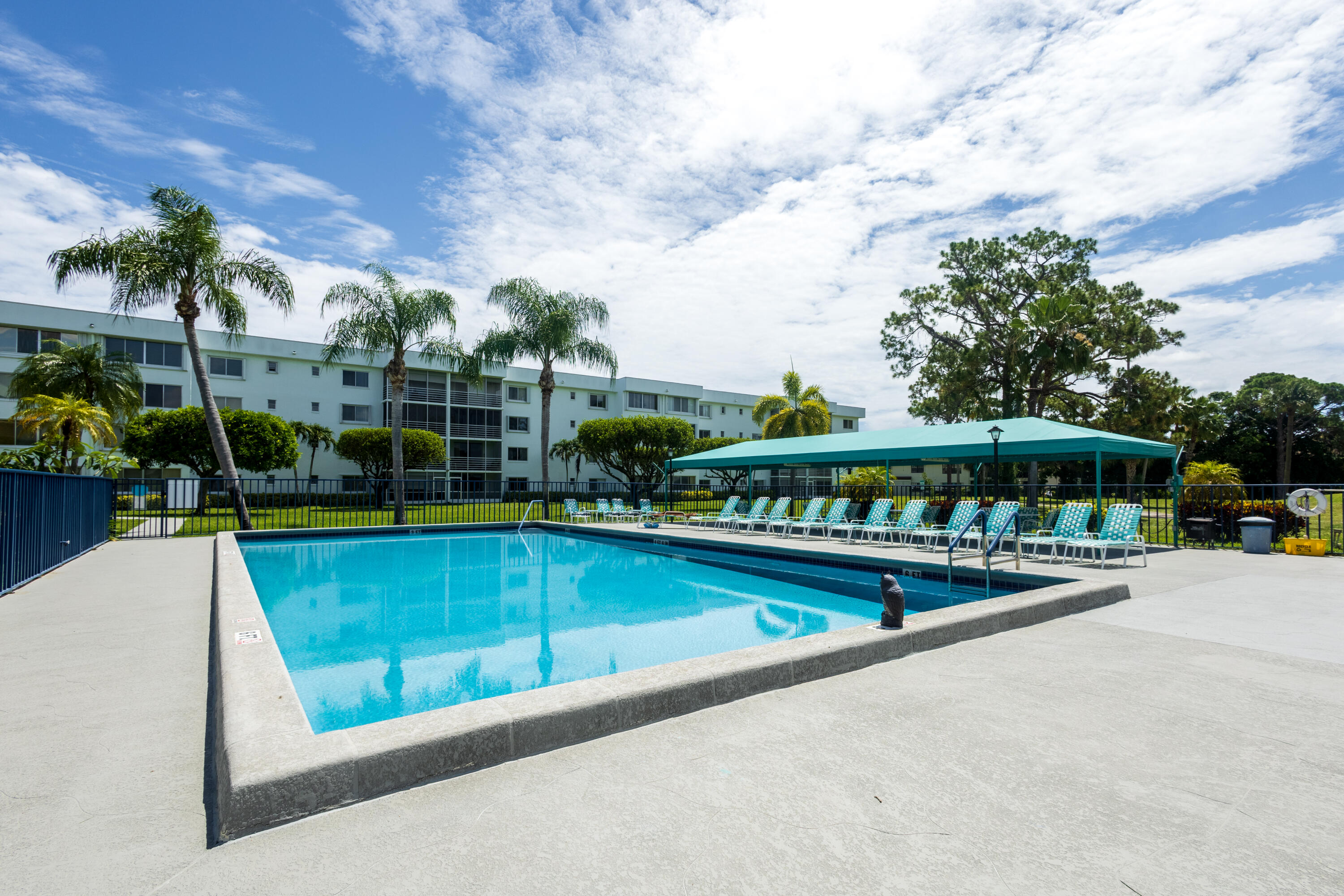 HAMLET AT POINCIANA CONDO - Residential