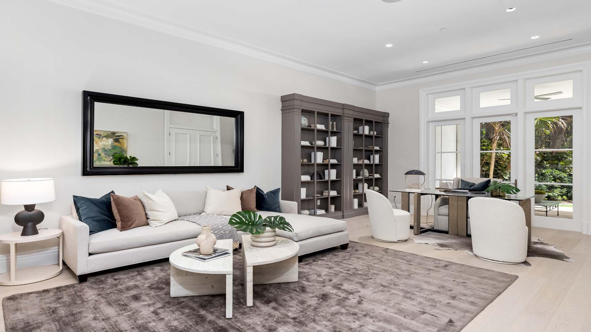 PALM BEACH ESTS PB IN - Residential Lease