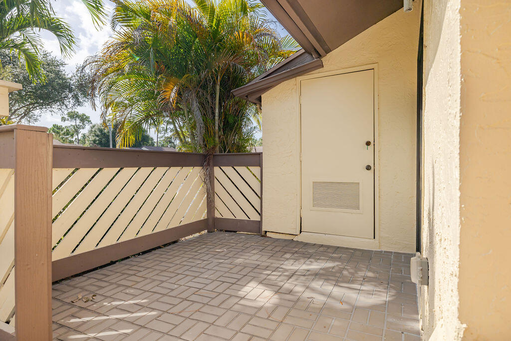 STRATHMORE GATE I UNIT TWO - Residential