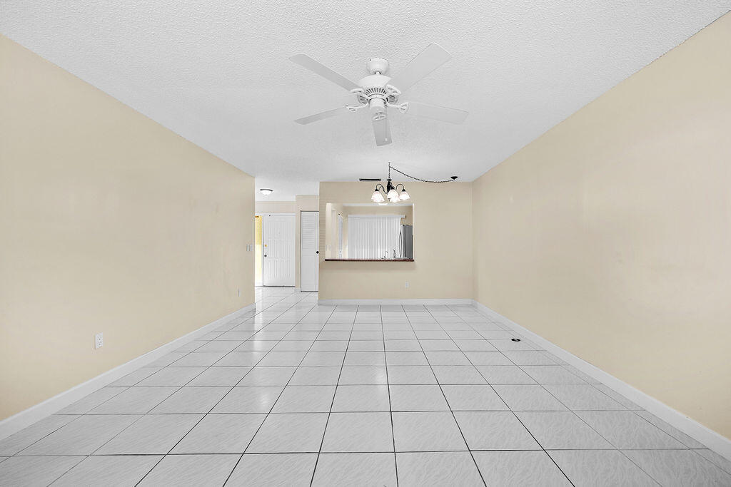 STRATHMORE GATE I UNIT TWO - Residential