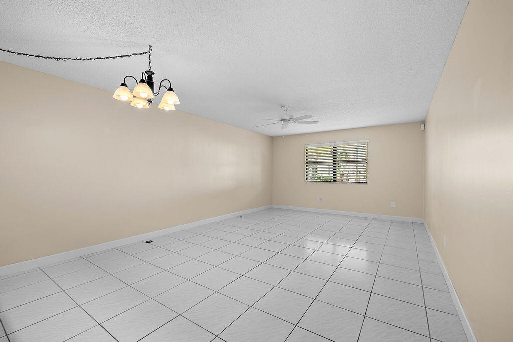 STRATHMORE GATE I UNIT TWO - Residential