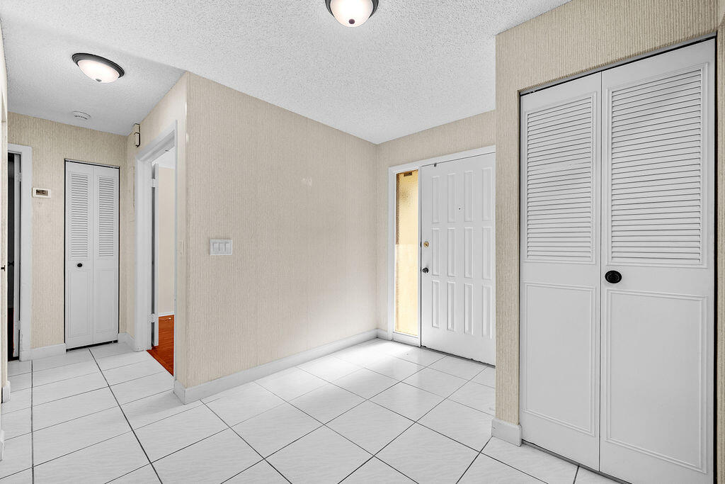 STRATHMORE GATE I UNIT TWO - Residential