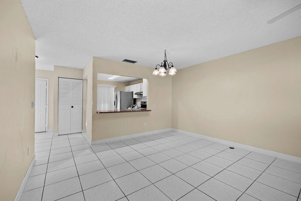 STRATHMORE GATE I UNIT TWO - Residential