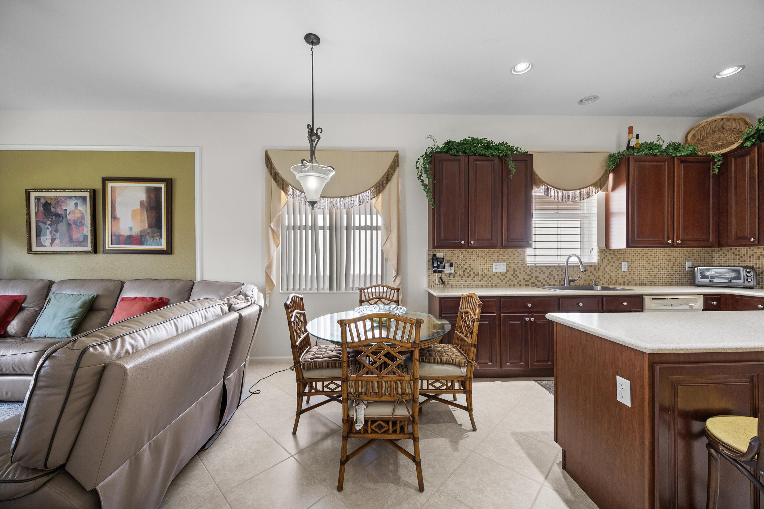 BAYWINDS RPD 11 - Residential