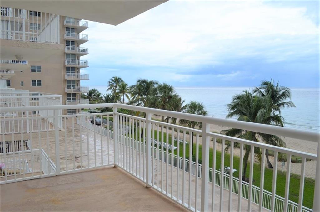 Hillsboro Le Baron - Residential