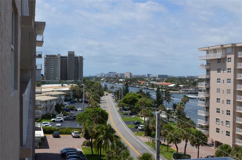Hillsboro Le Baron - Residential