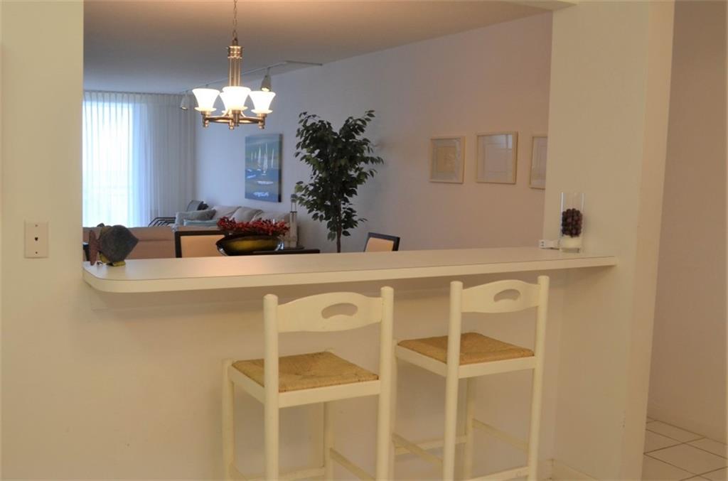 Hillsboro Le Baron - Residential