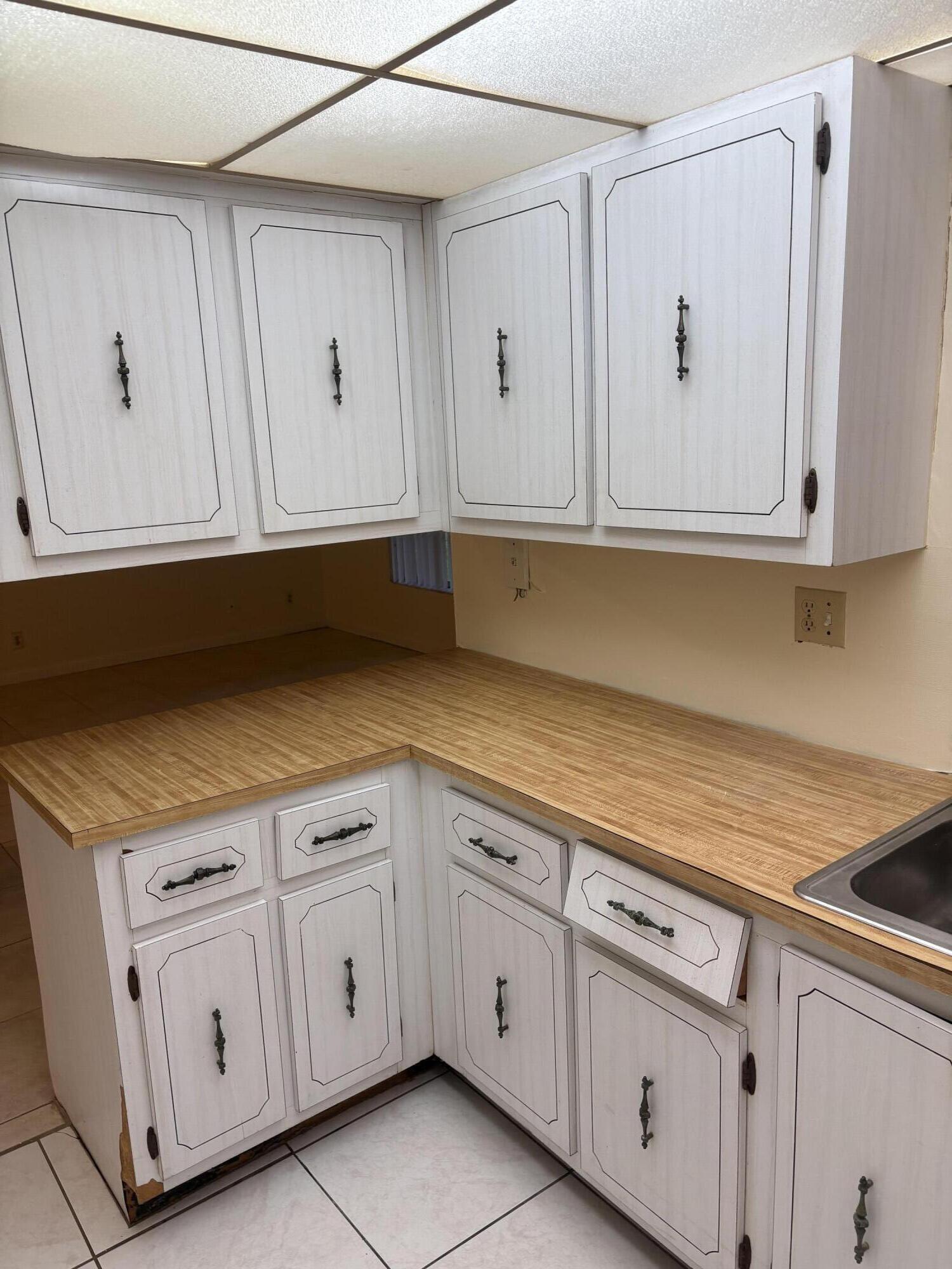 WOOD HUE II CONDO - Residential