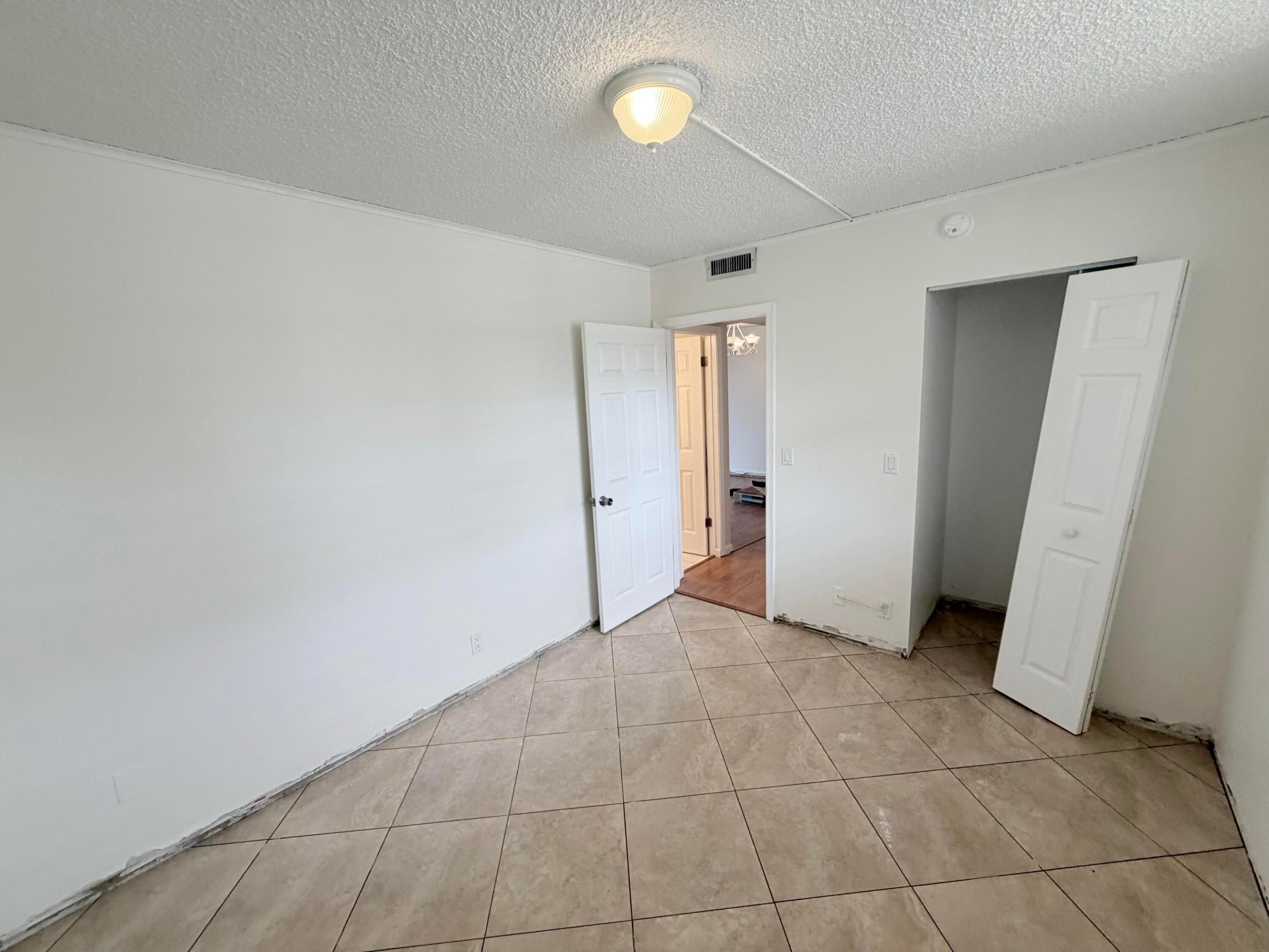 POINCIANA 11 PINE ISLAND RIDGE - Residential Lease