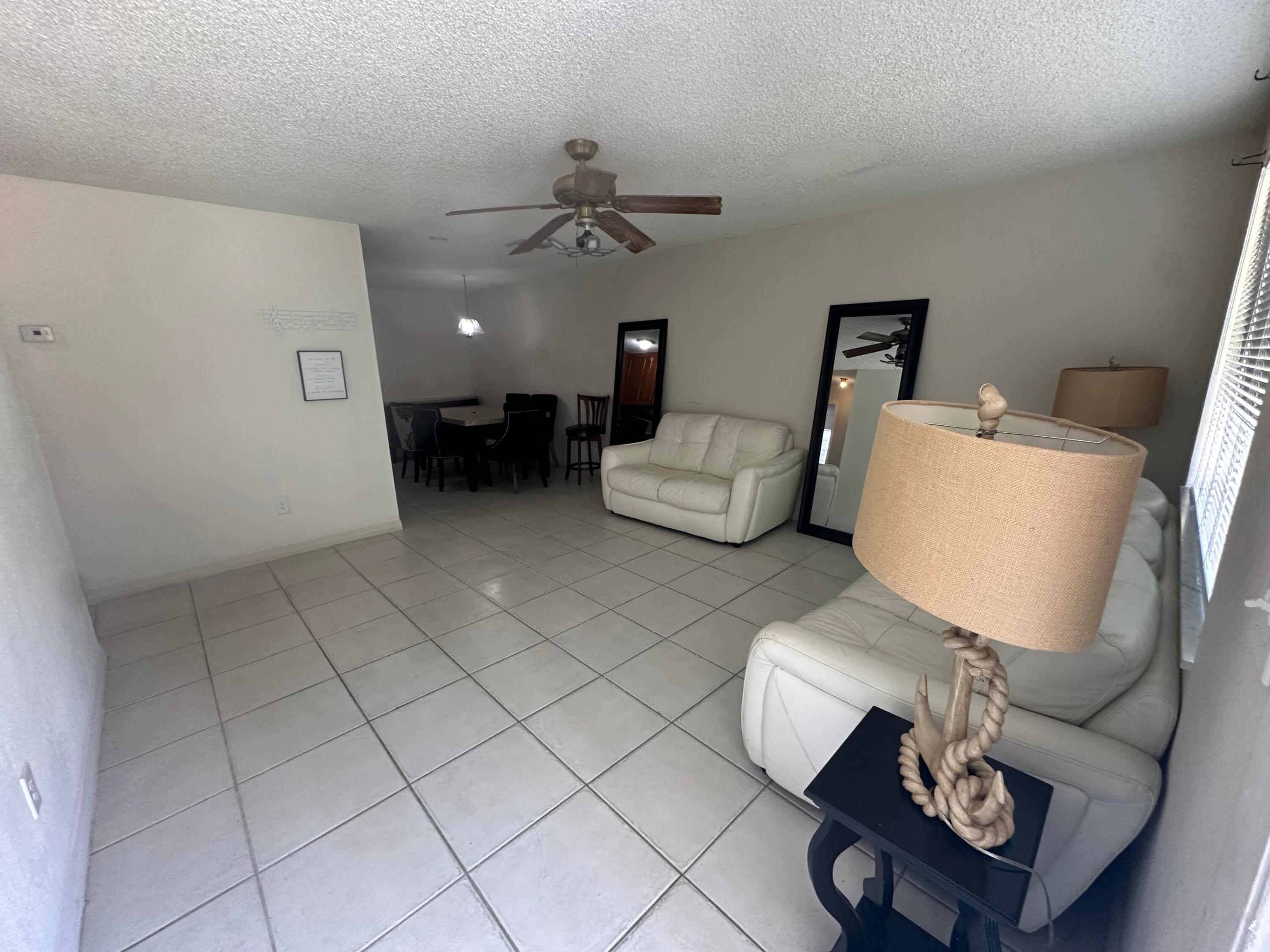 ROYAL PALM ESTATES - Residential Income