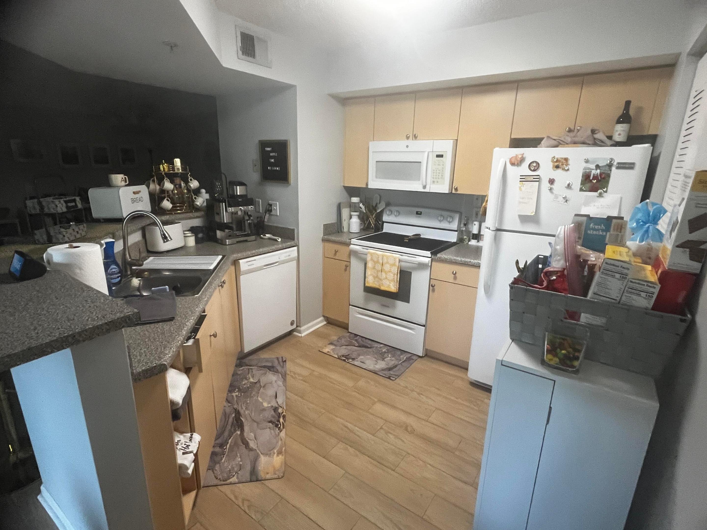 PORTOFINO AT JENSEN BEACH CONDO - Residential Lease