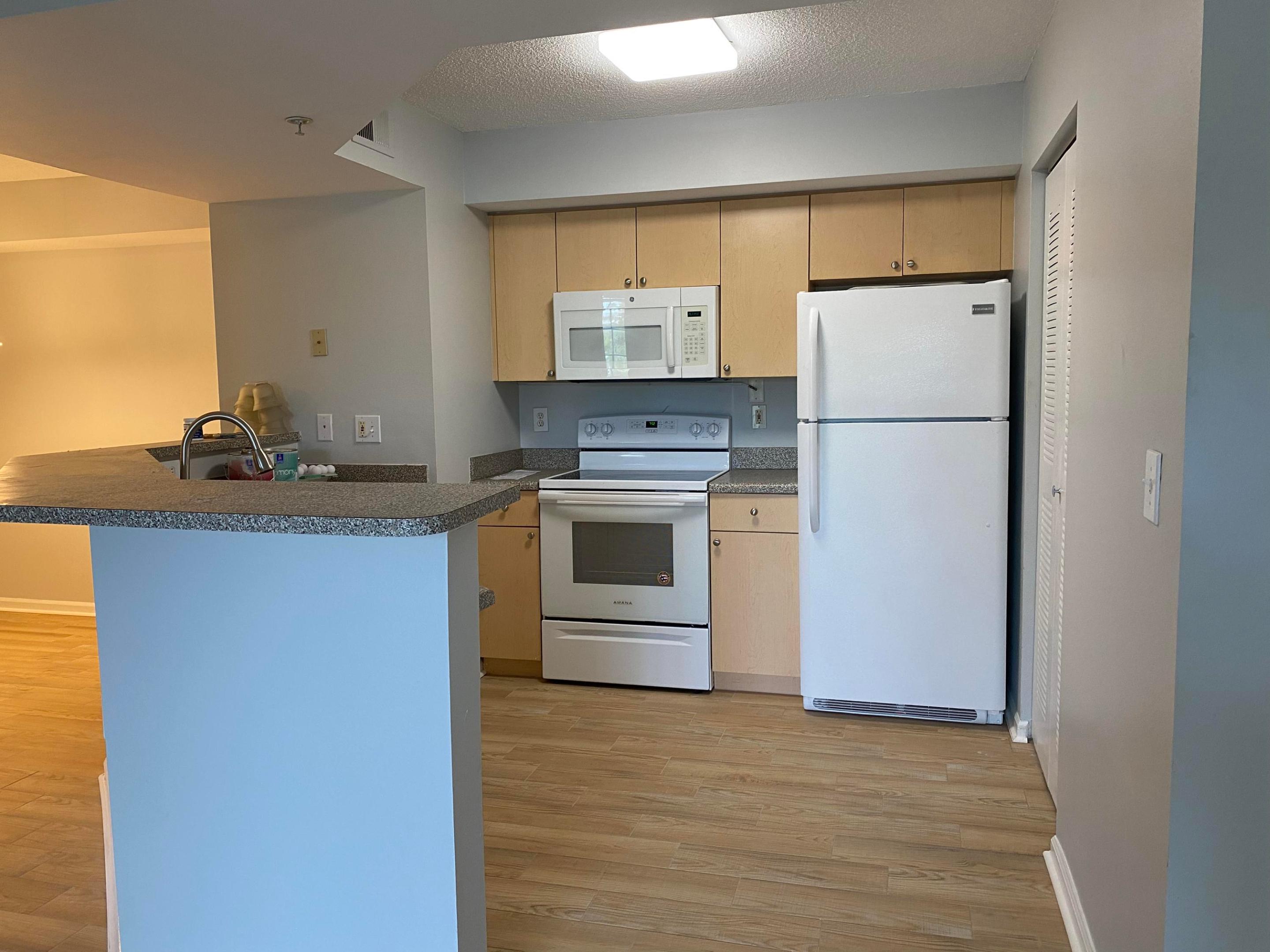 PORTOFINO AT JENSEN BEACH CONDO - Residential Lease