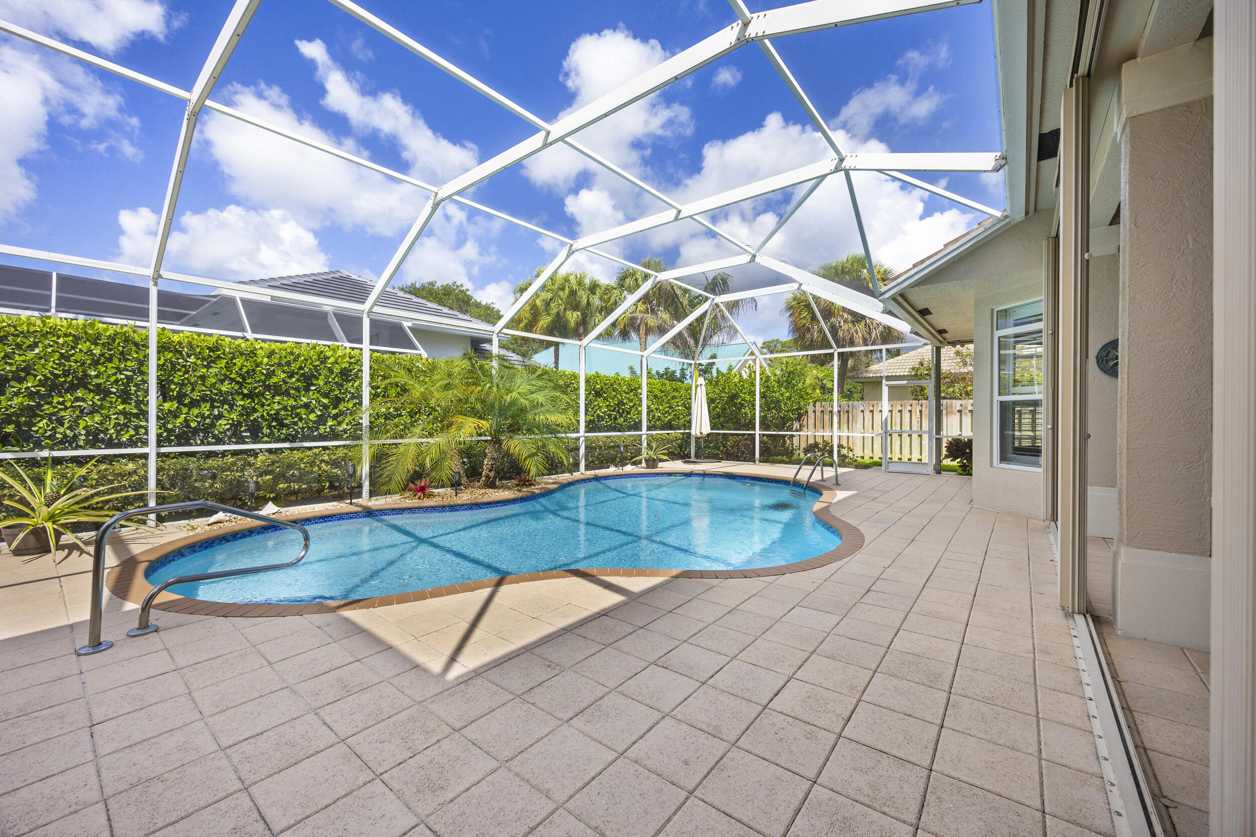 JUPITER RIVER ESTATES - Residential