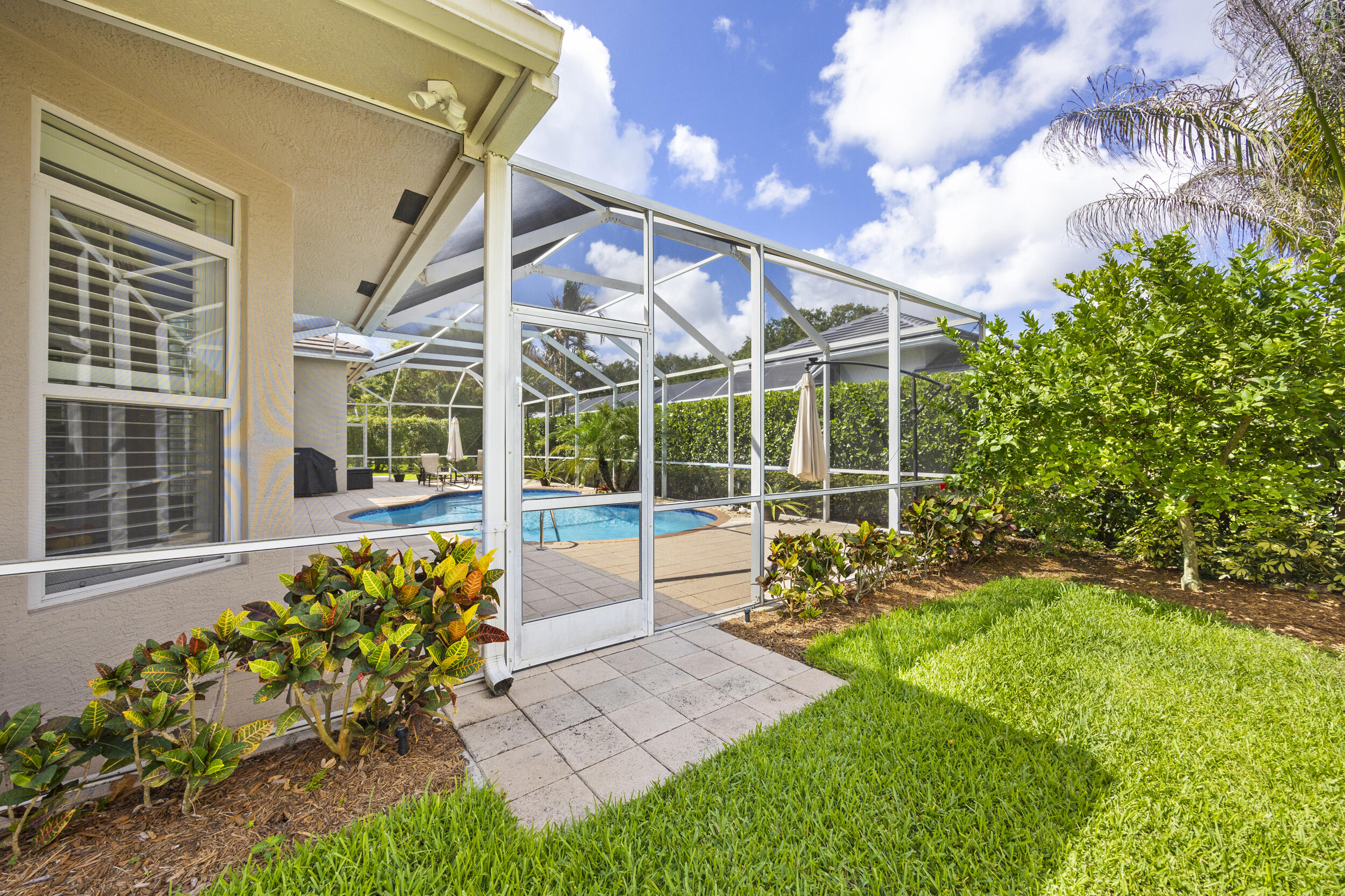 JUPITER RIVER ESTATES - Residential