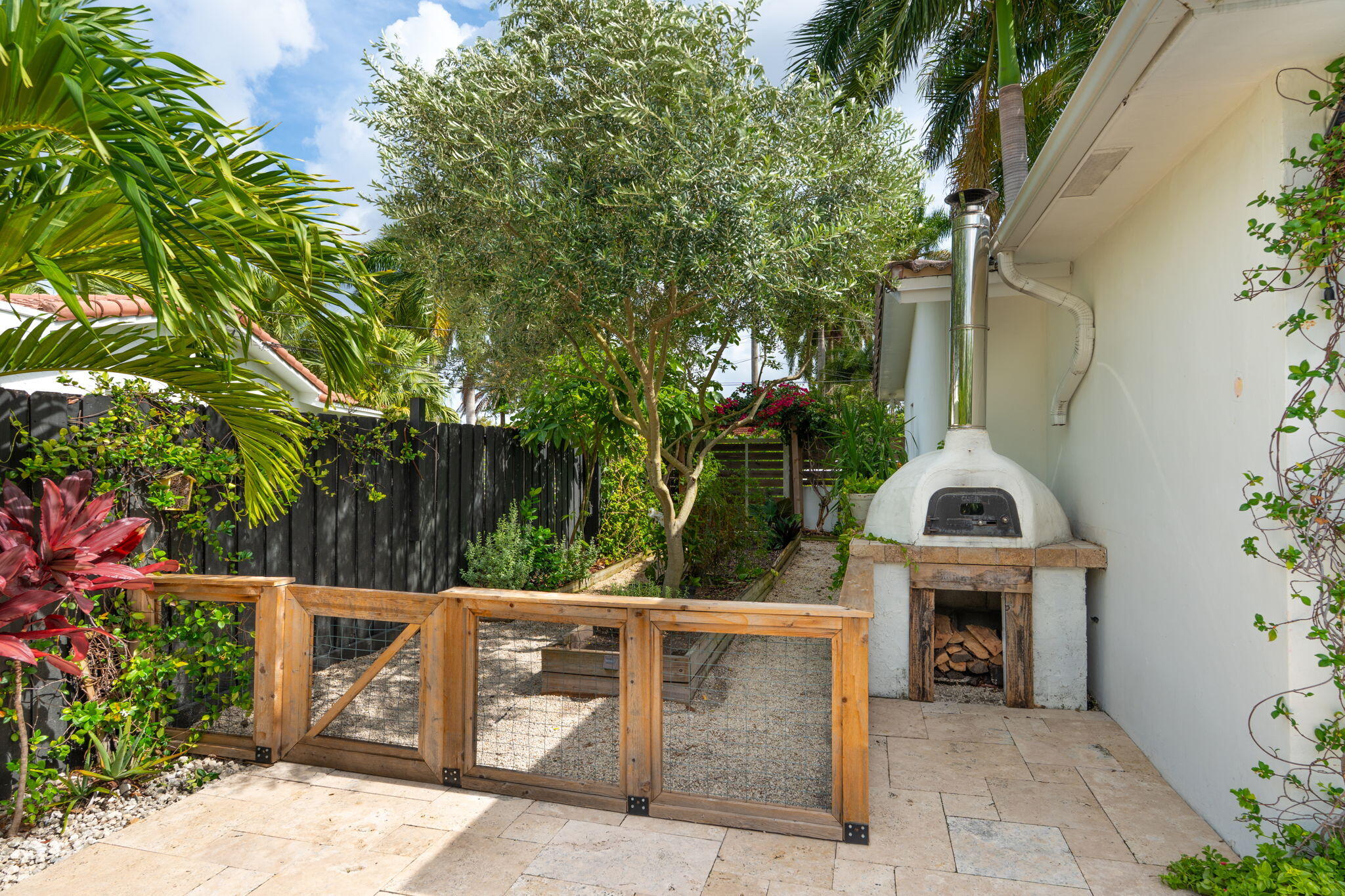 PLANTATION ISLES SEC 3 - Residential