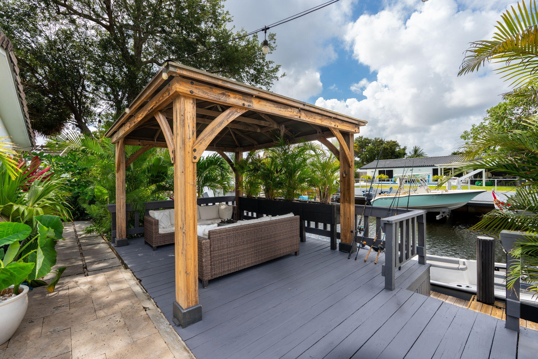PLANTATION ISLES SEC 3 - Residential