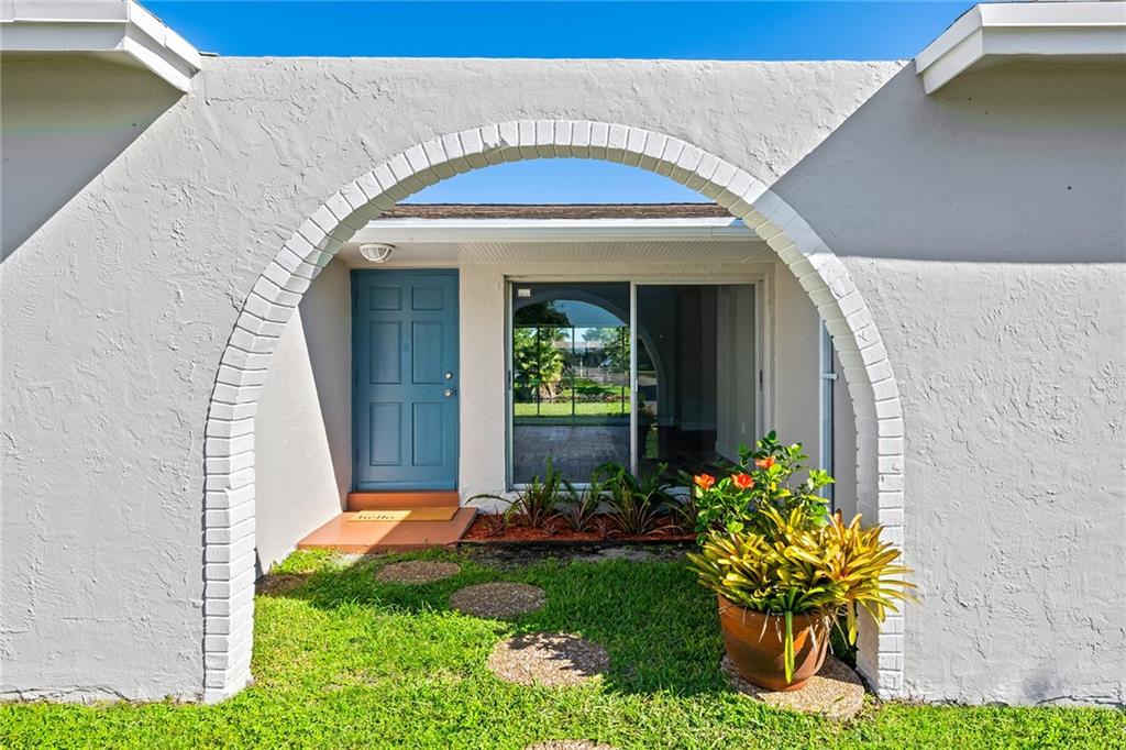 Sunrise Golf Village Sec - Residential