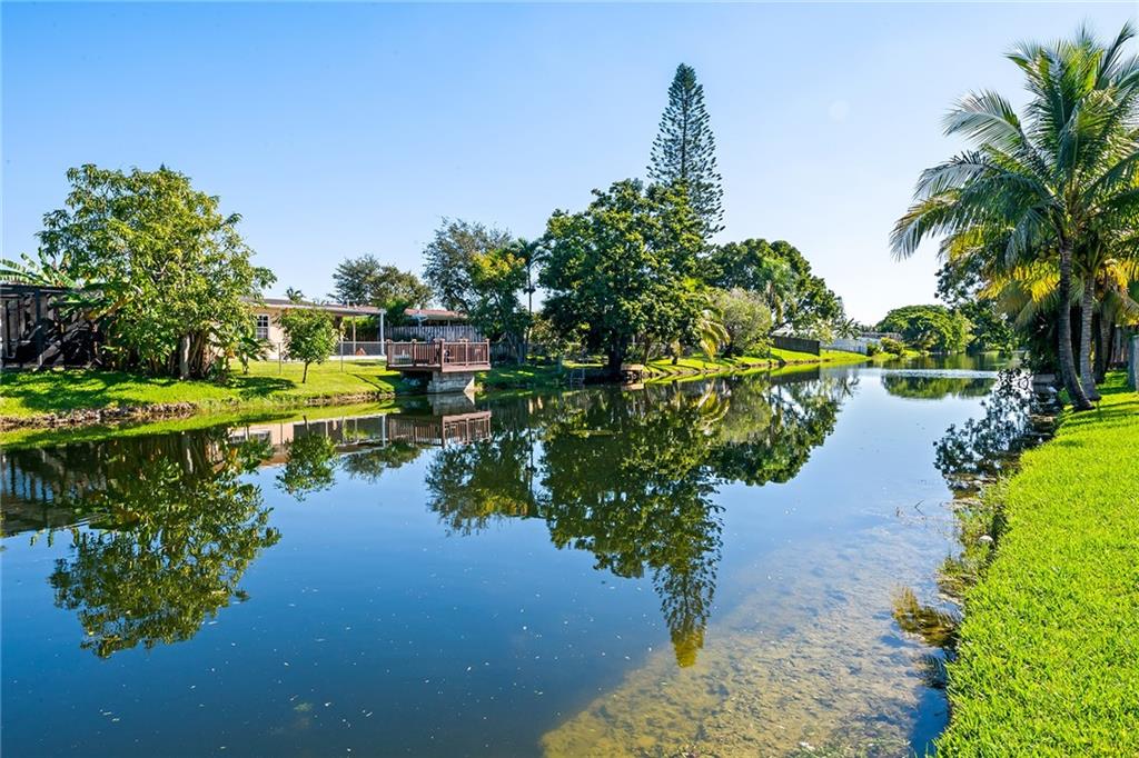 Sunrise Golf Village Sec - Residential