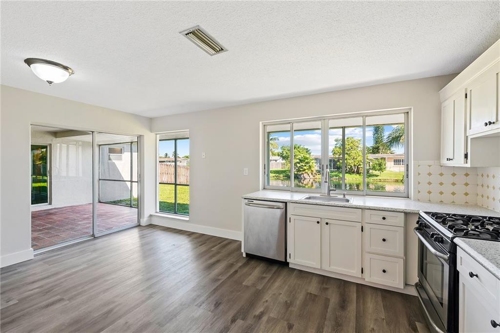 Sunrise Golf Village Sec - Residential