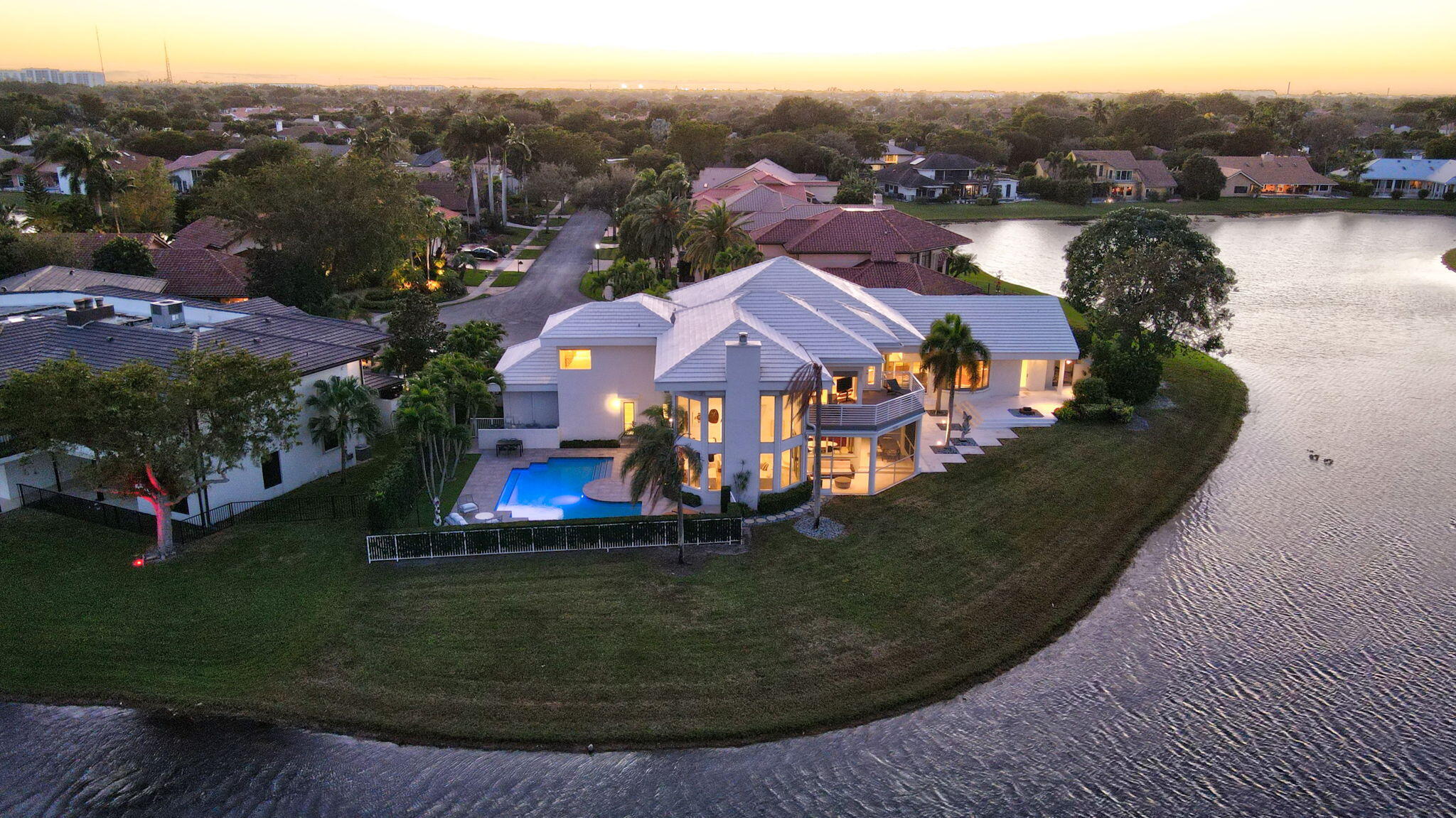 WOODFIELD HUNT CLUB - Residential