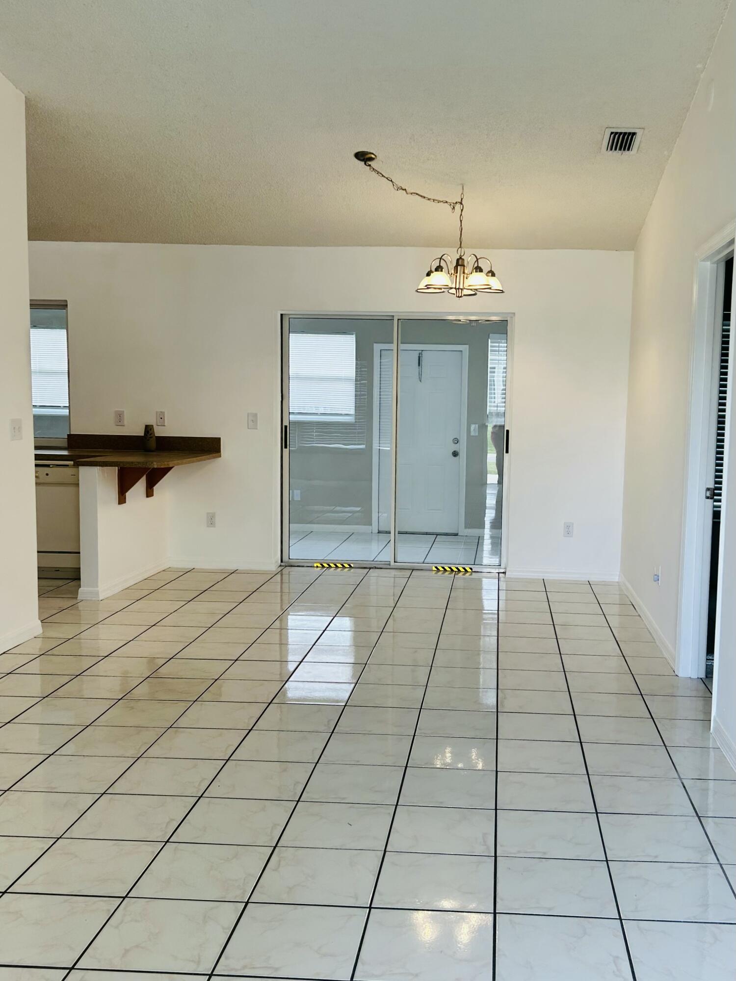 PORT ST LUCIE SECTION 13 - Residential Lease