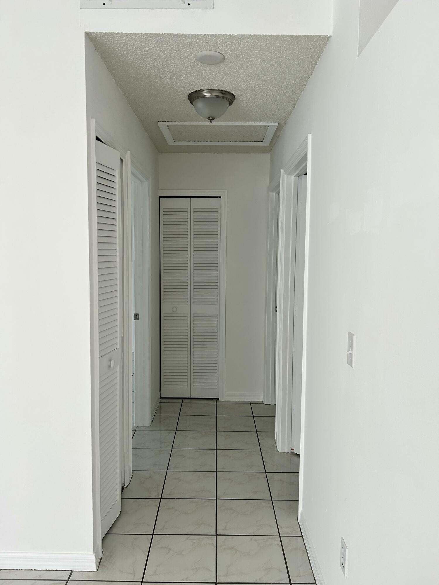 PORT ST LUCIE SECTION 13 - Residential Lease