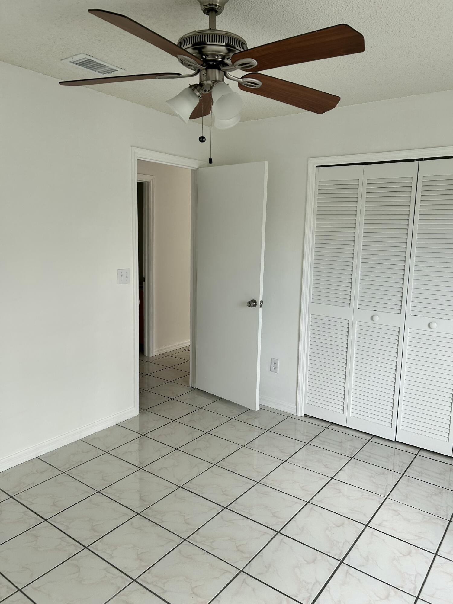 PORT ST LUCIE SECTION 13 - Residential Lease