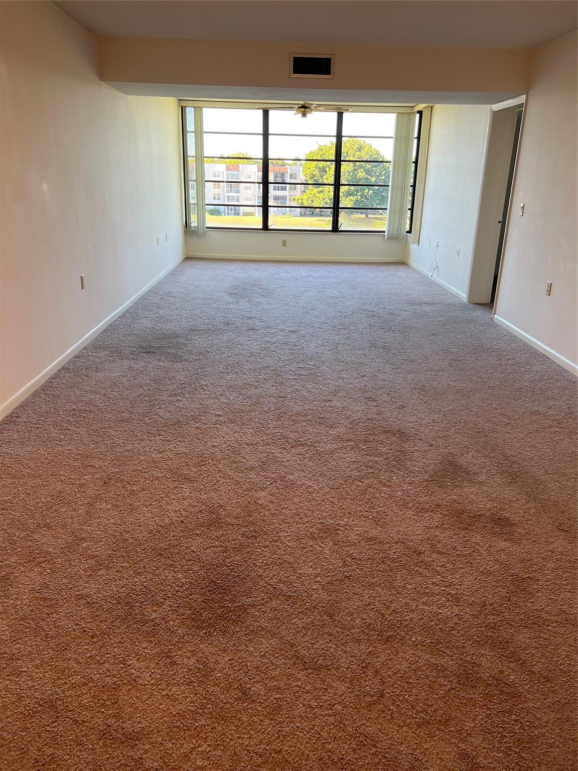 CONDO 13 OF WHITEHALL CONDOS - Residential Lease