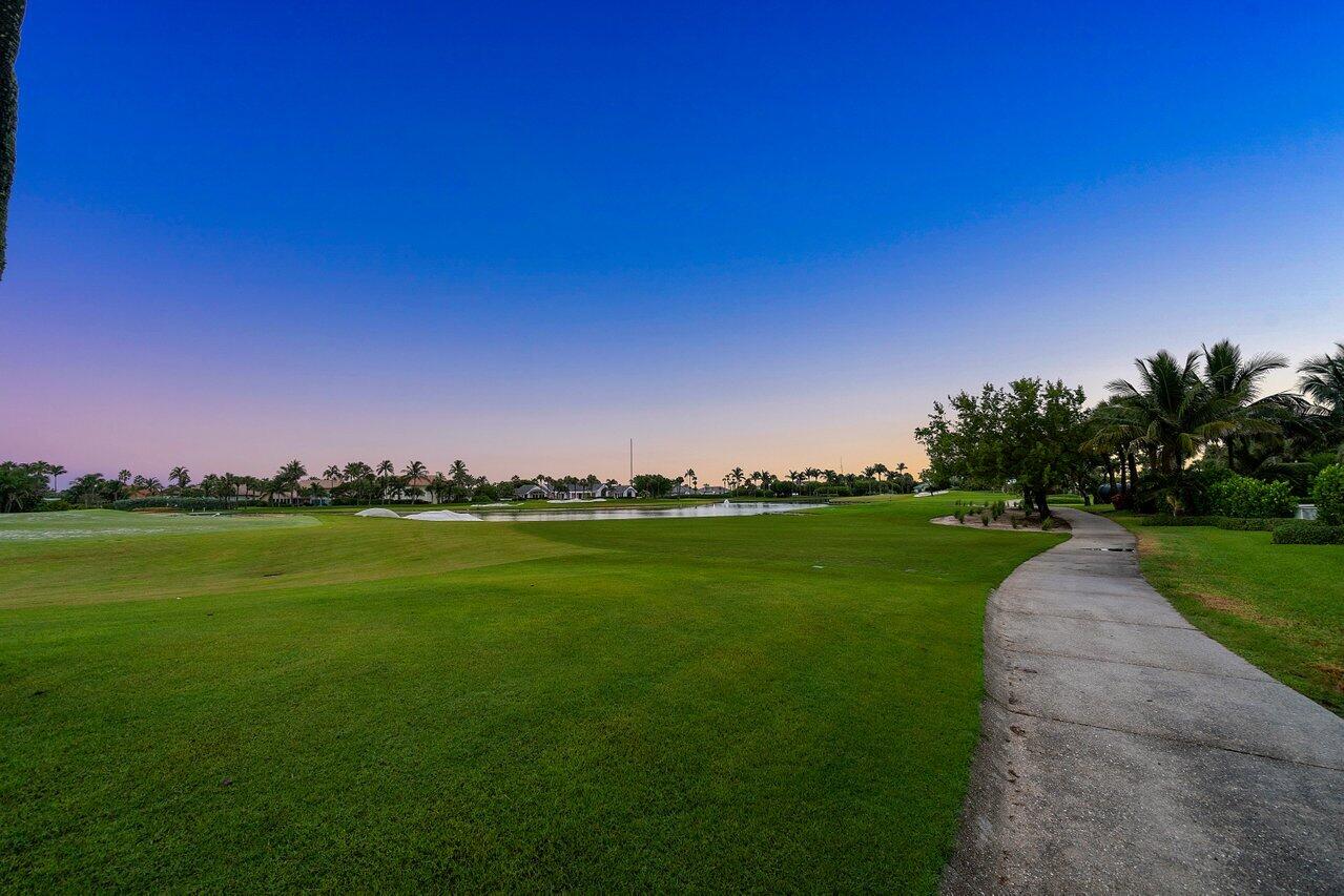 SAILFISH POINT - Residential