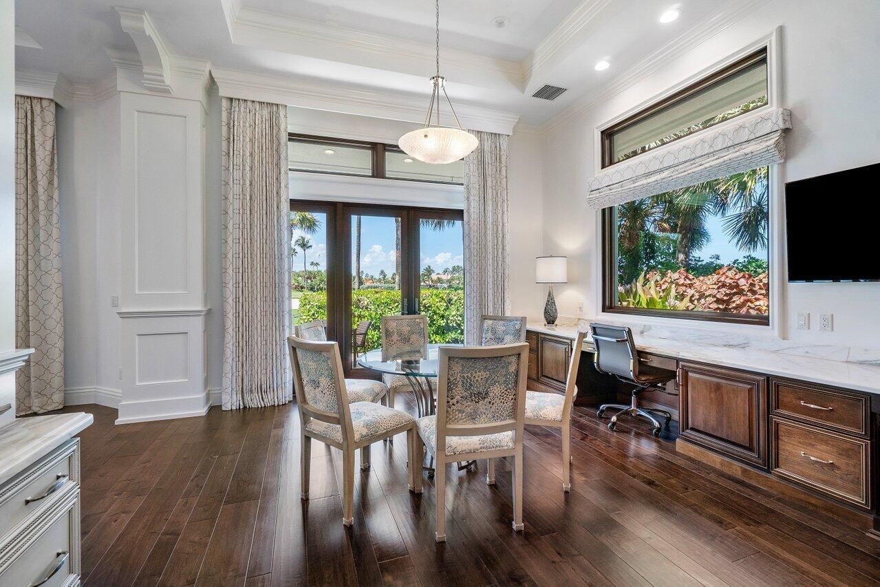SAILFISH POINT - Residential