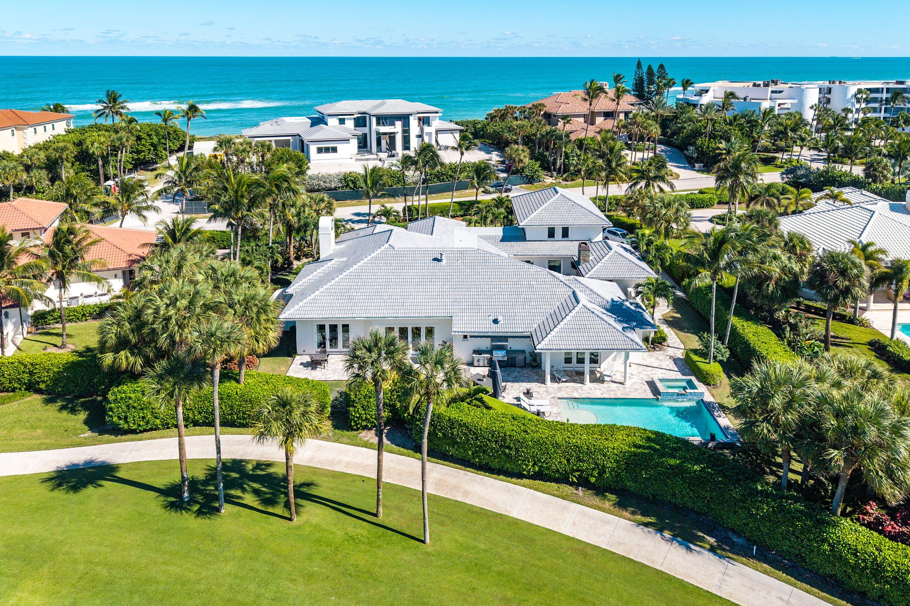 SAILFISH POINT - Residential