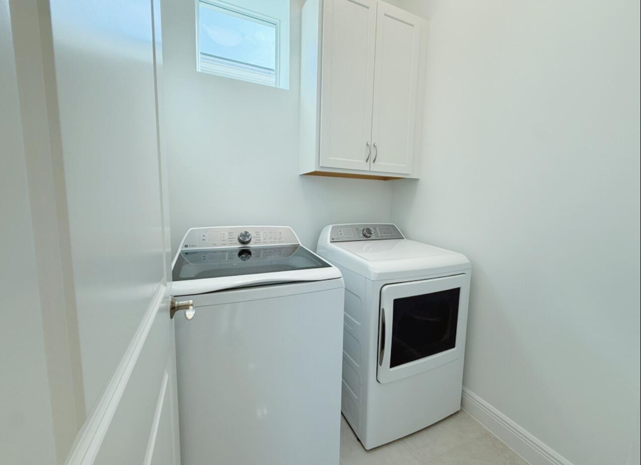 CRESSWIND PALM BEACH - Residential Lease