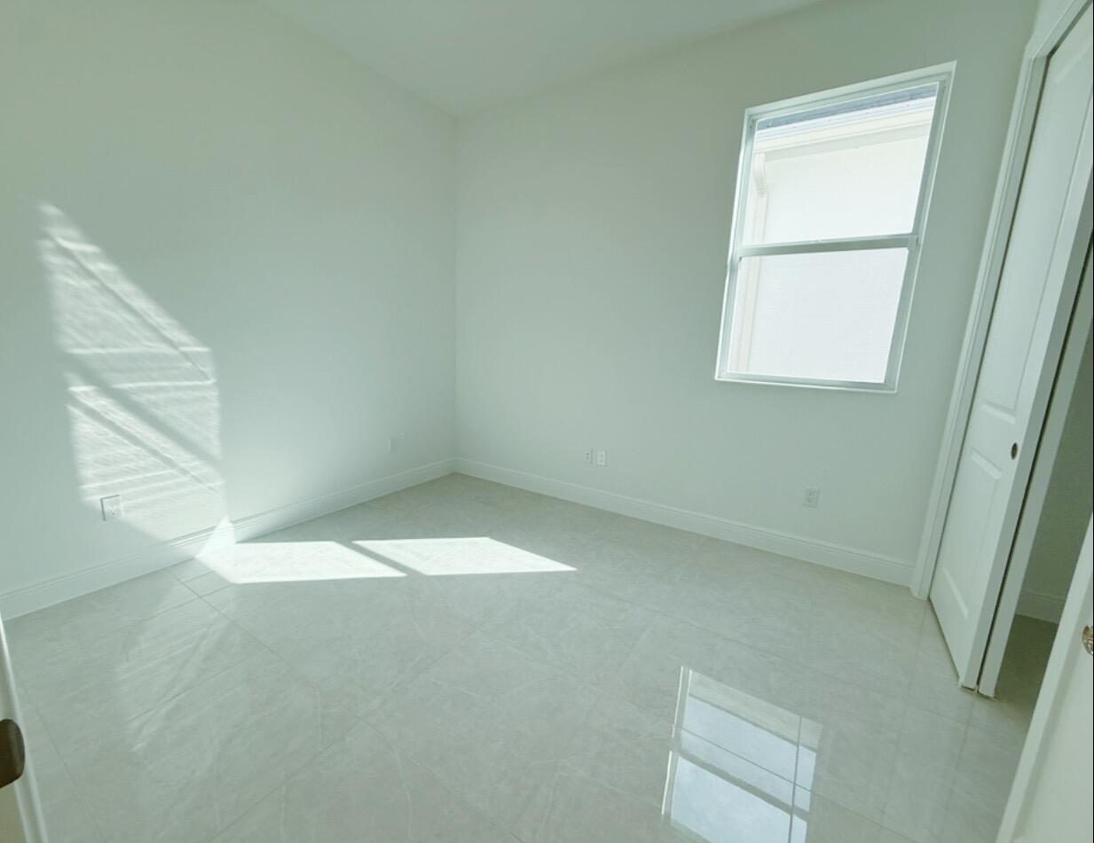 CRESSWIND PALM BEACH - Residential Lease