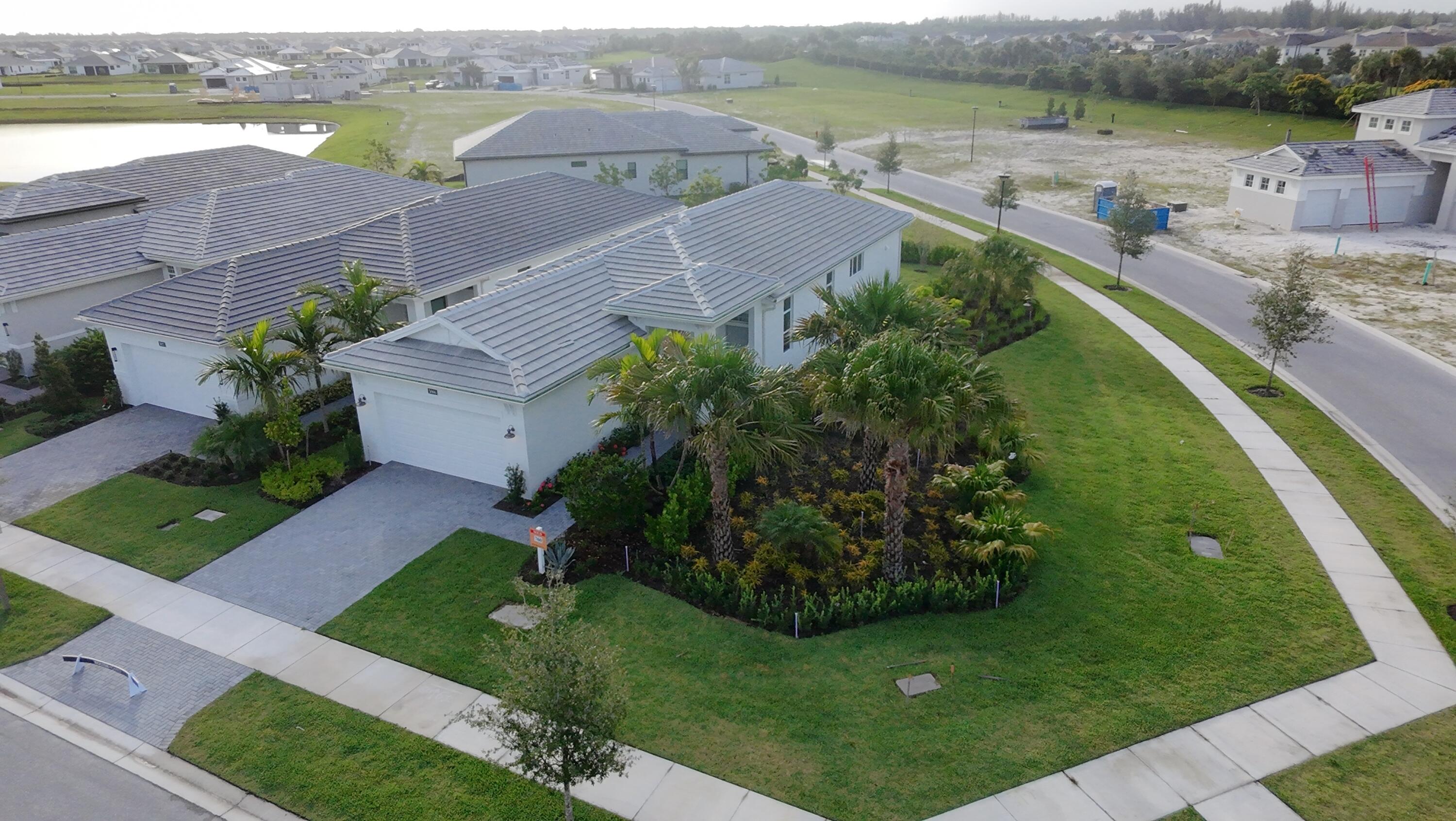 CRESSWIND PALM BEACH - Residential Lease