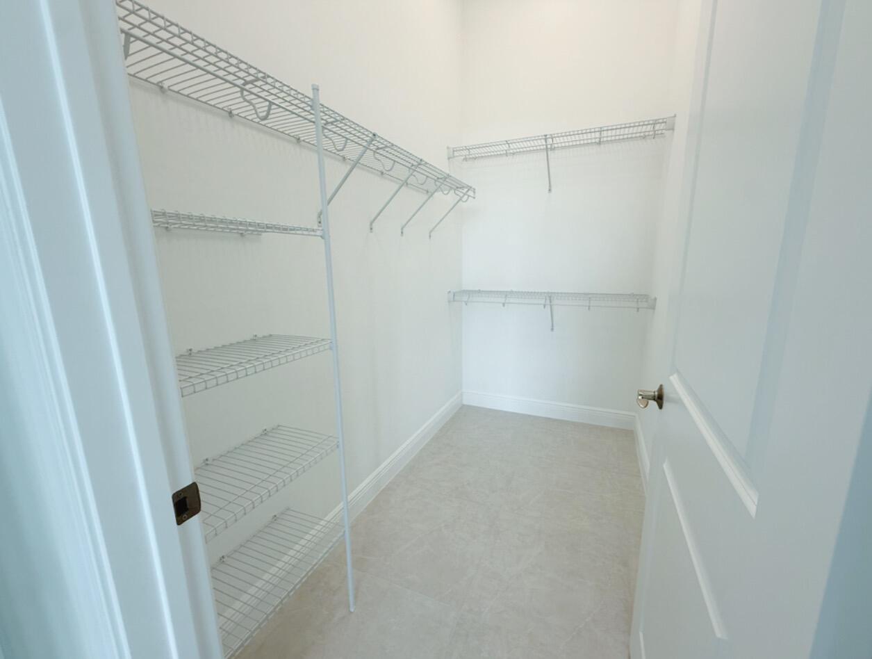 CRESSWIND PALM BEACH - Residential Lease