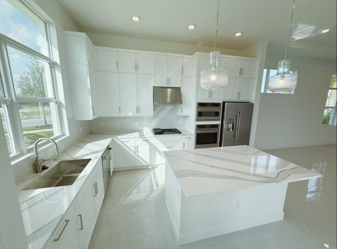 CRESSWIND PALM BEACH - Residential Lease