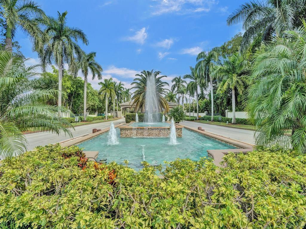 GRANADA VILLAGE D CONDO - Residential