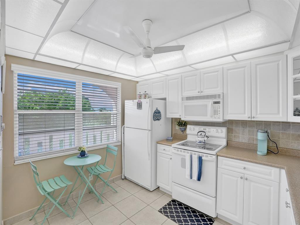 GRANADA VILLAGE D CONDO - Residential
