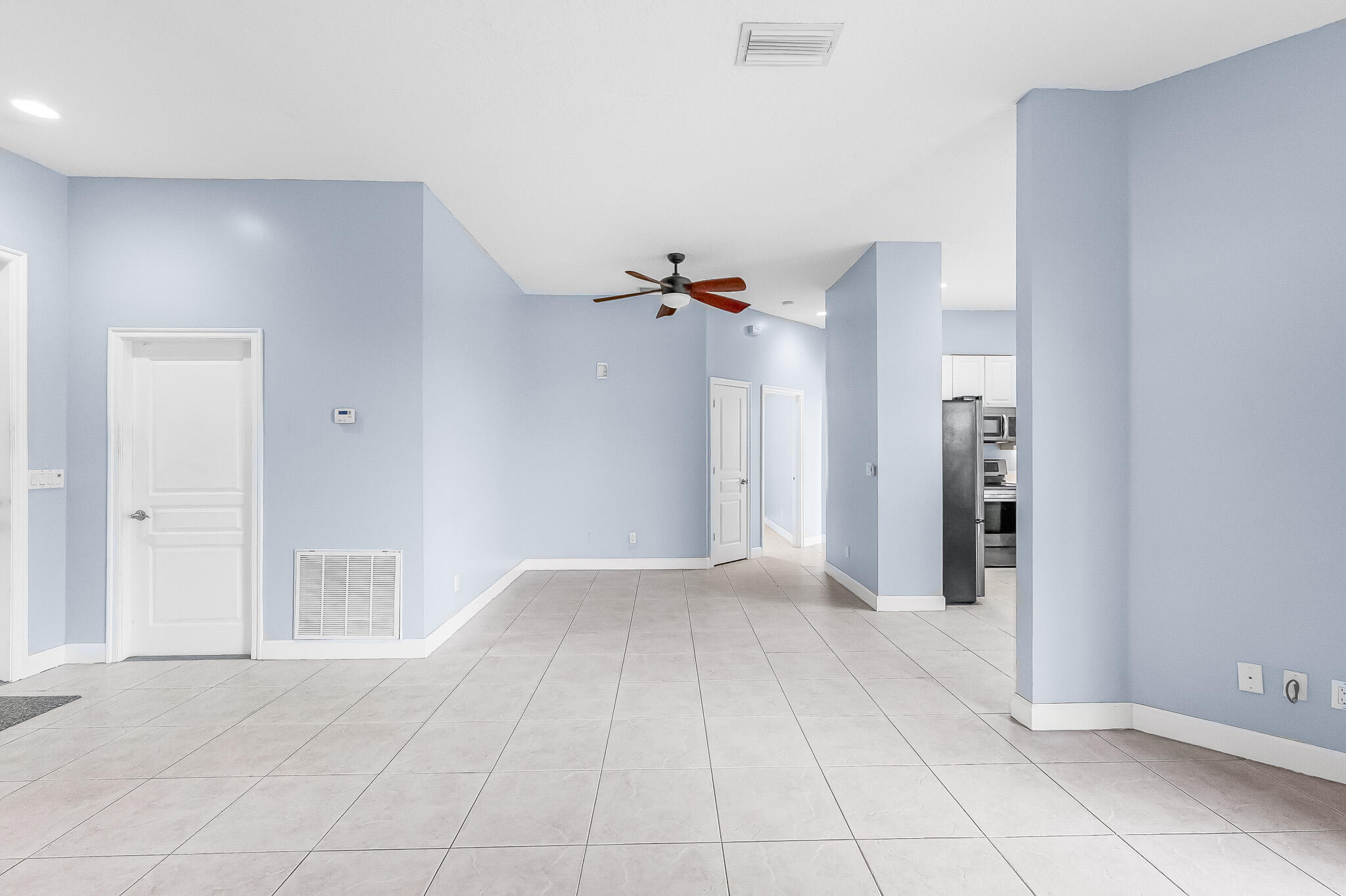 RIVER PLACE ON THE ST LUCIE NO 6 - Residential