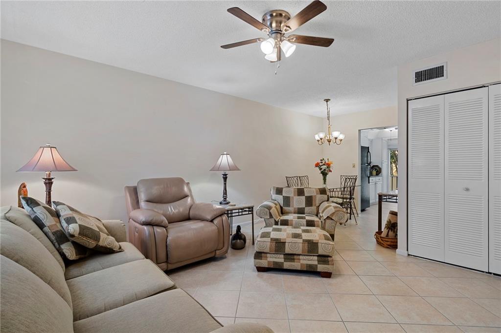 Oriole Gardens - Residential