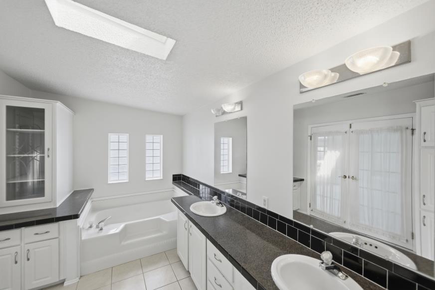 THE PRESERVE AT SAVANNA CLUB - Residential