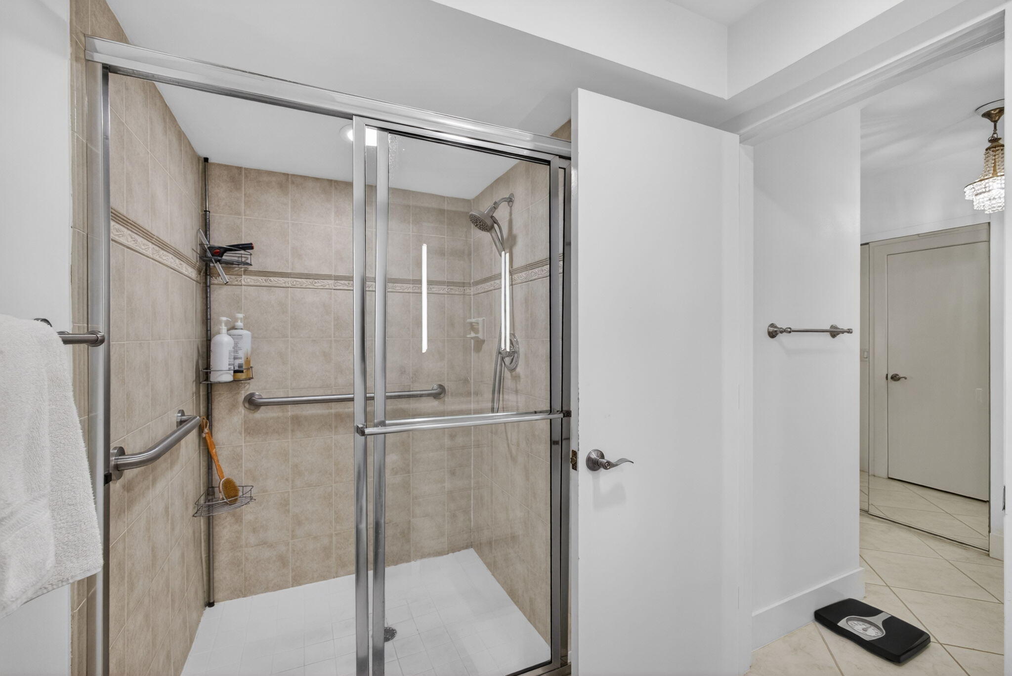 GOLF VILLAS CONDO - Residential Lease