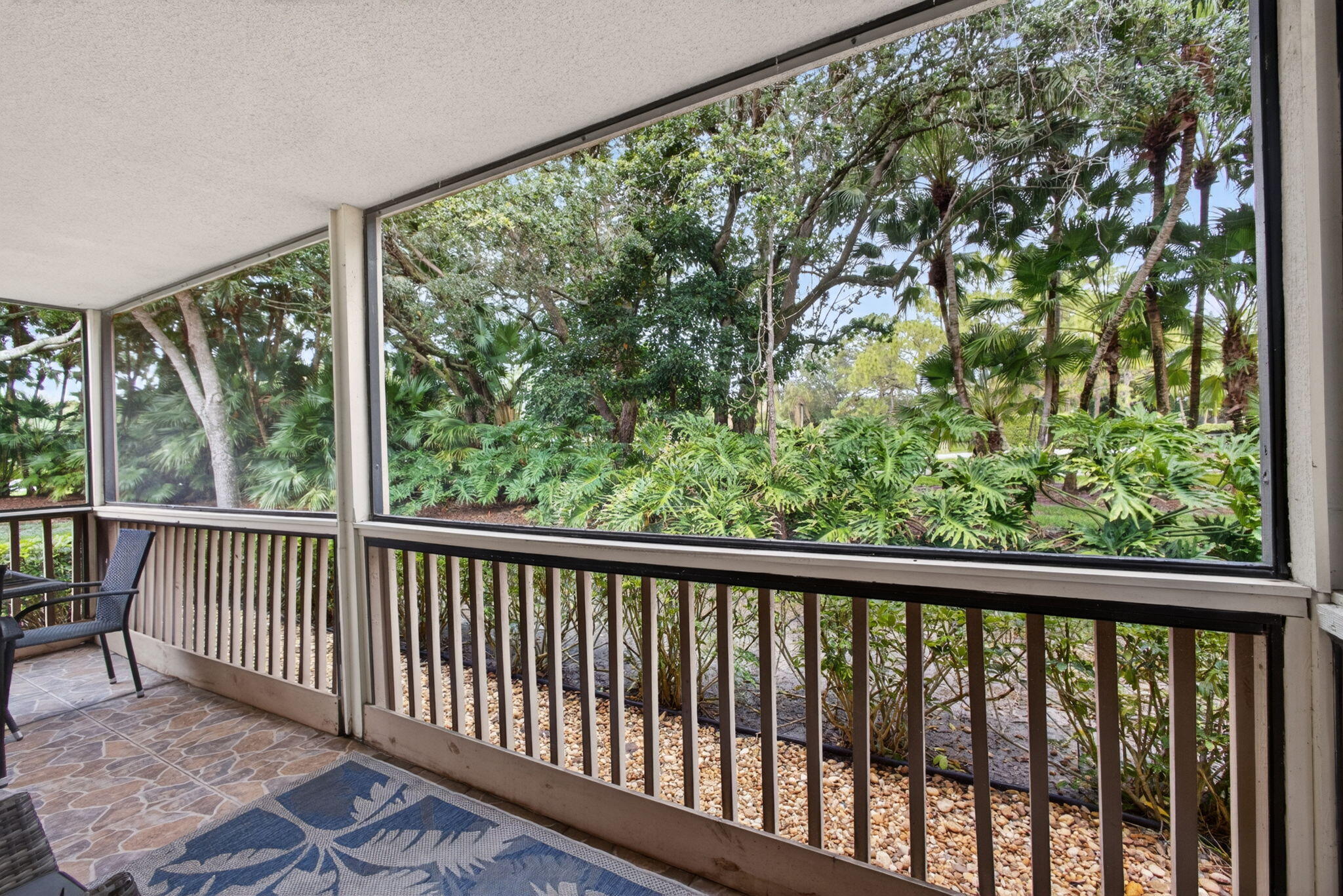 GOLF VILLAS CONDO - Residential Lease