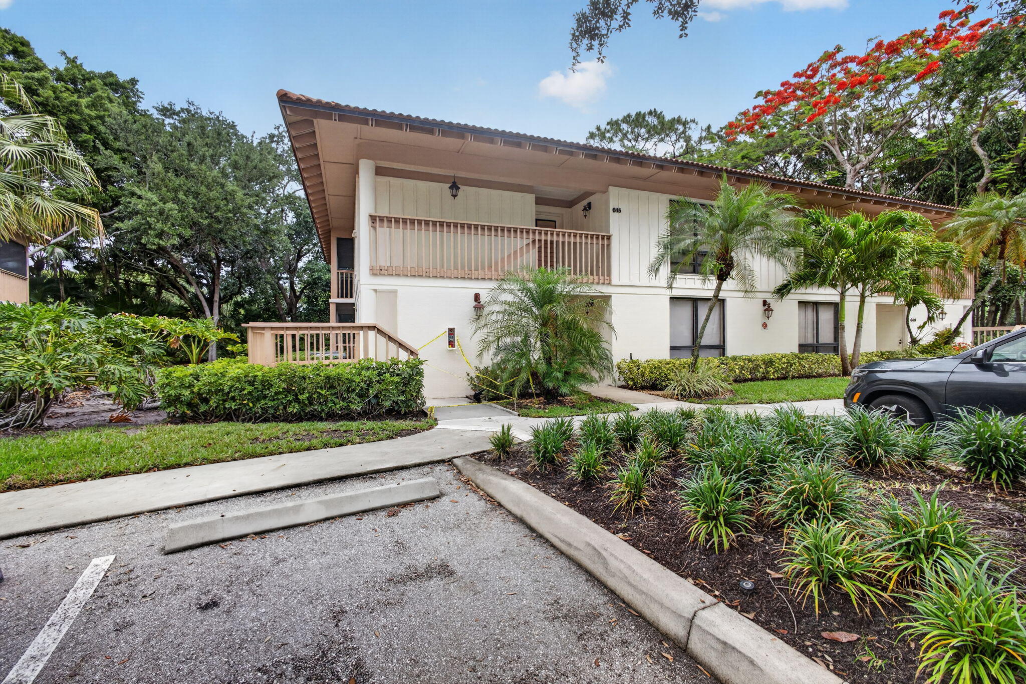GOLF VILLAS CONDO - Residential Lease