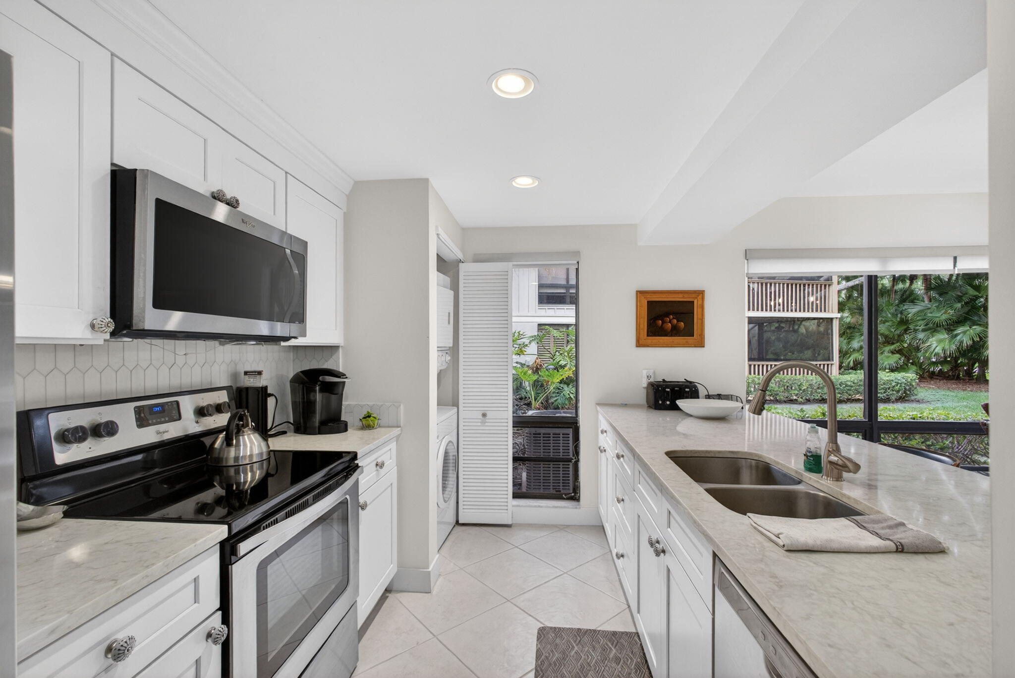 GOLF VILLAS CONDO - Residential Lease