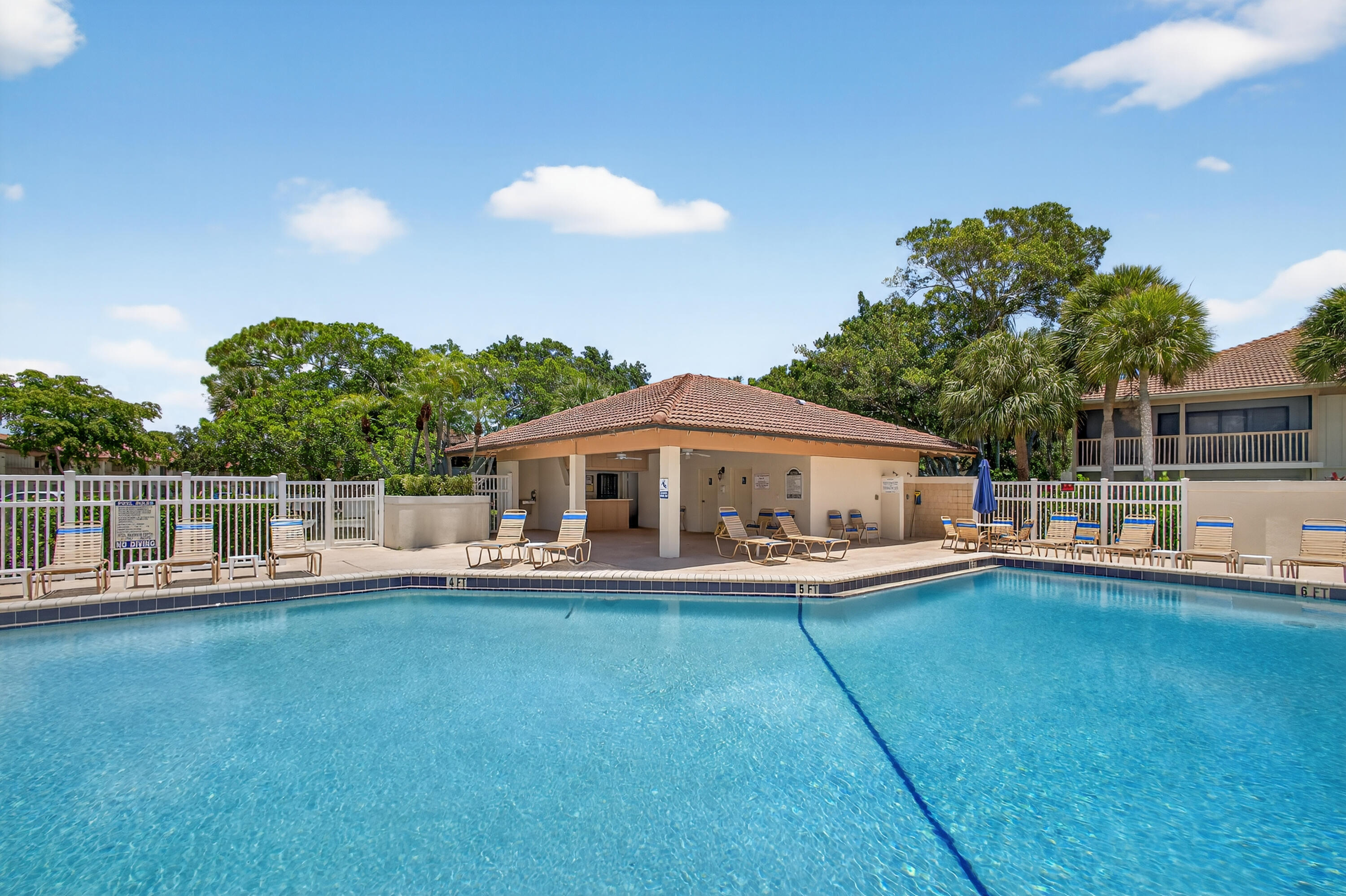 GOLF VILLAS CONDO - Residential Lease