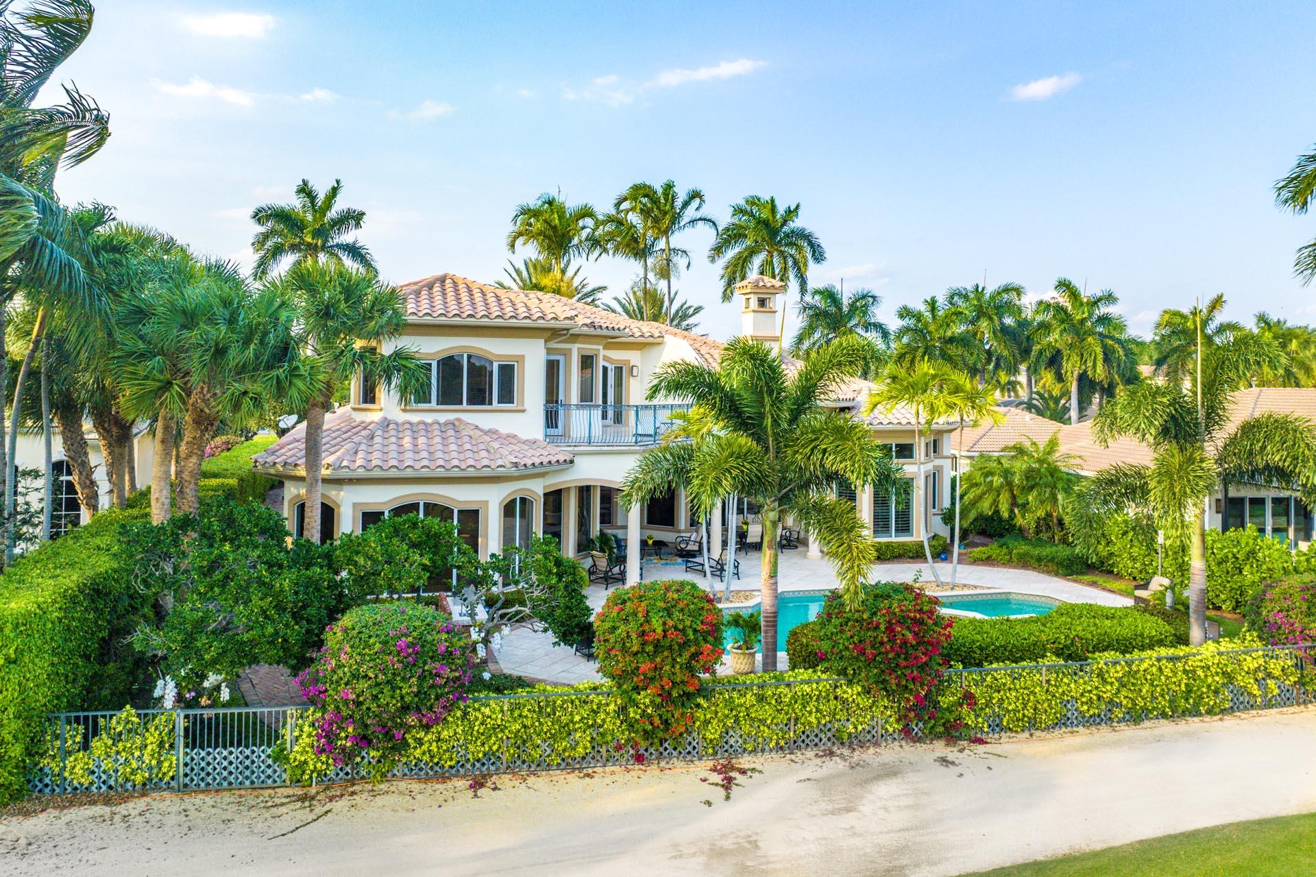 ROYAL PALM YACHT & COUNTRY CLUB - Residential