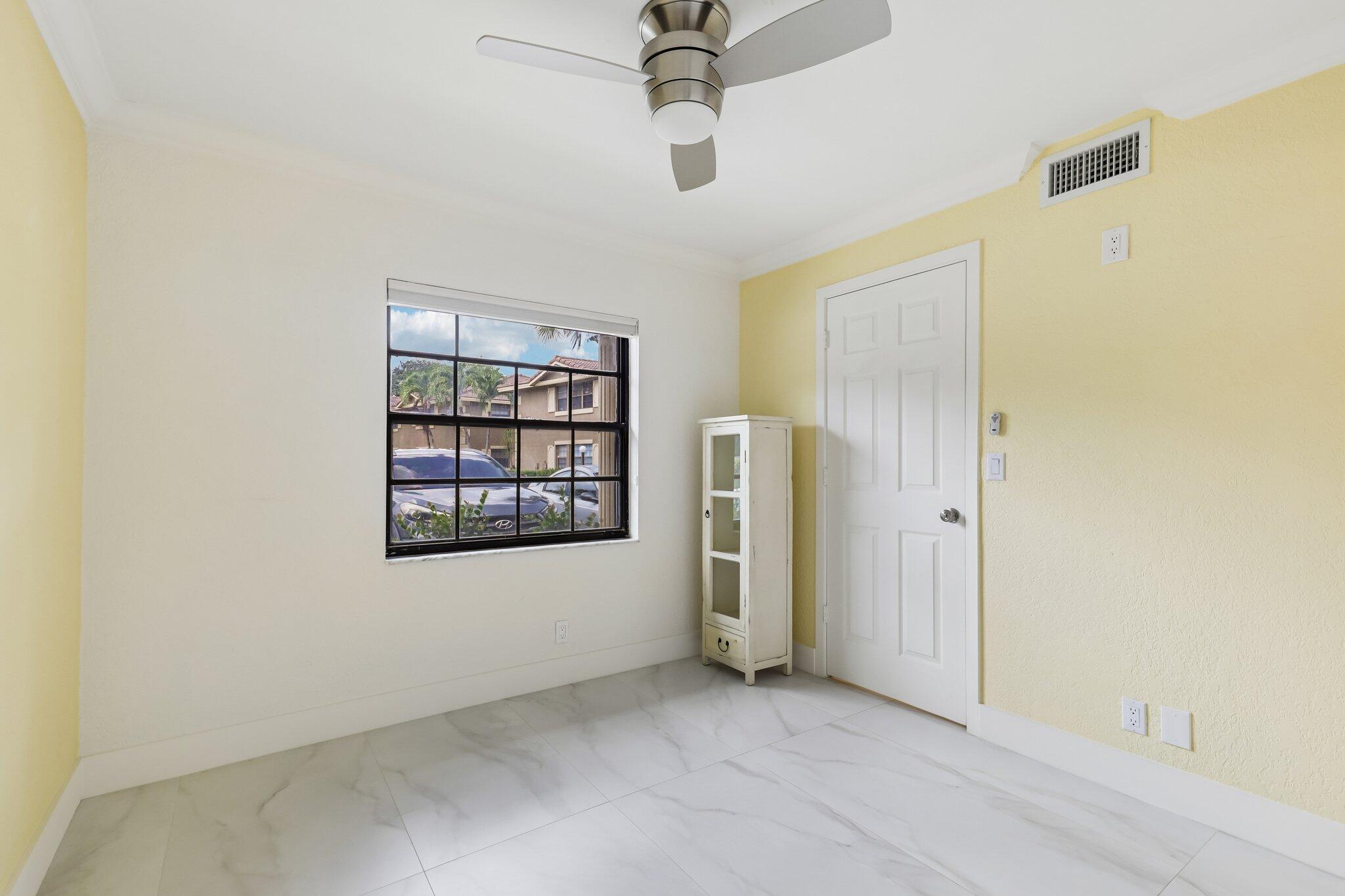 CORAL SPRINGS ESTATE TOWNHOMES - Residential