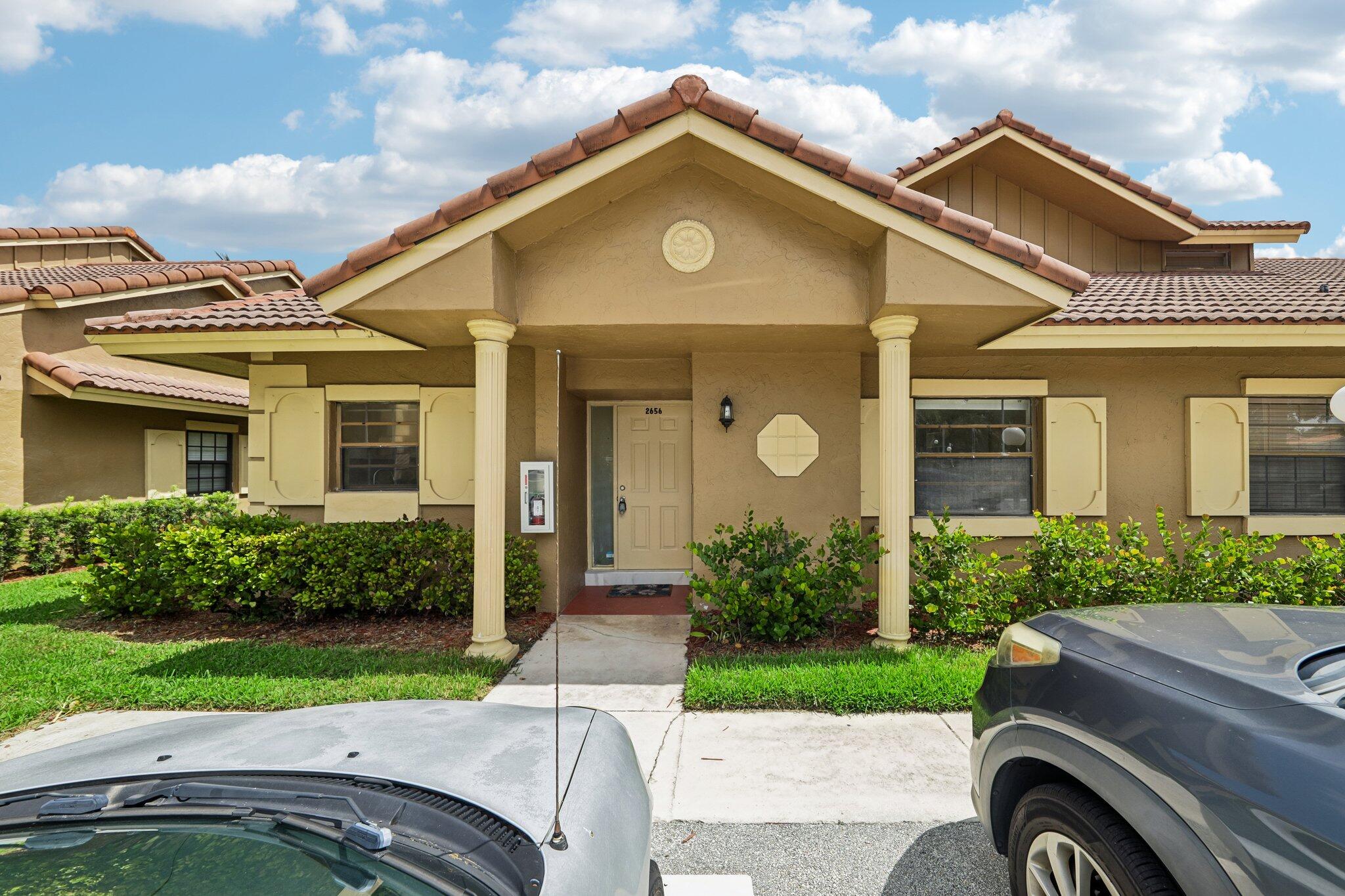 CORAL SPRINGS ESTATE TOWNHOMES - Residential