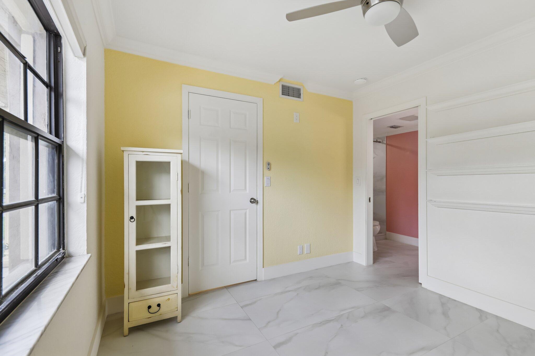 CORAL SPRINGS ESTATE TOWNHOMES - Residential